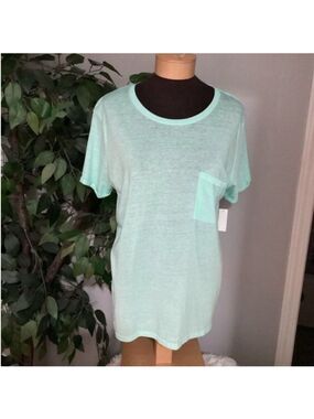 Women's SO Mint Green Short Sleeve Relaxed Tee L